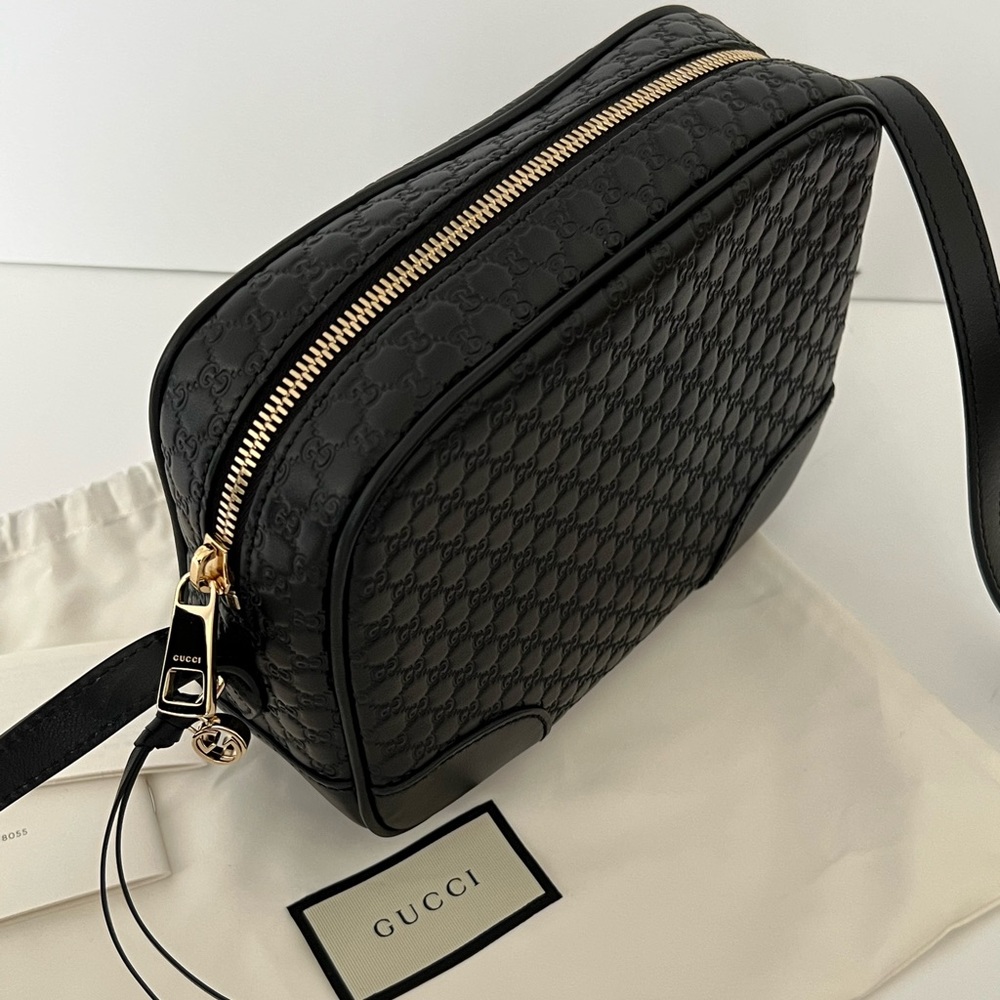 GUCCI CROSSBODY. ALL OUR PRODUCTS ARE AUTHENTIC AND BRAND NEW